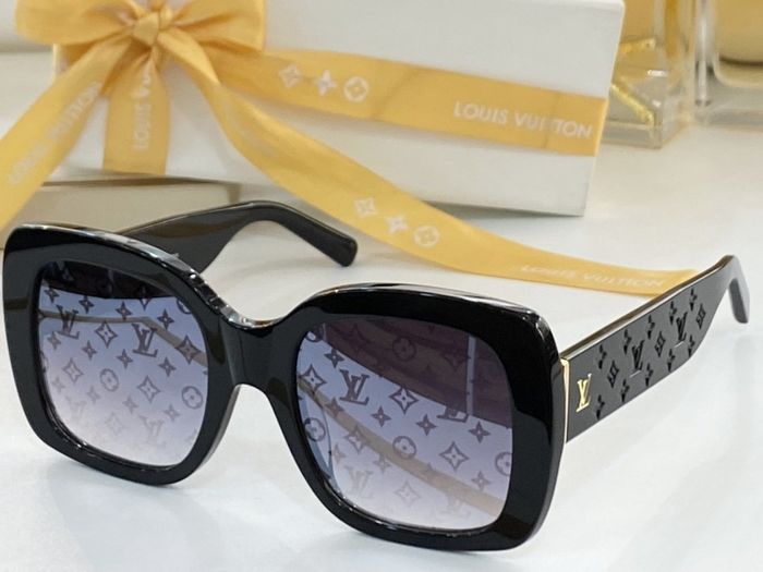 Louis Vuitton Sunglasses Top Quality LVS00061
